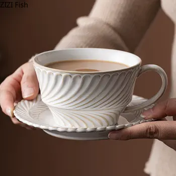 Вертикальный набор кофейных чашек и блюдец, креативная ретро-керамическая Кружка, пара Чашек для послеобеденного чая, Набор для домашнего завтрака, Чашка для молока, набор для питья